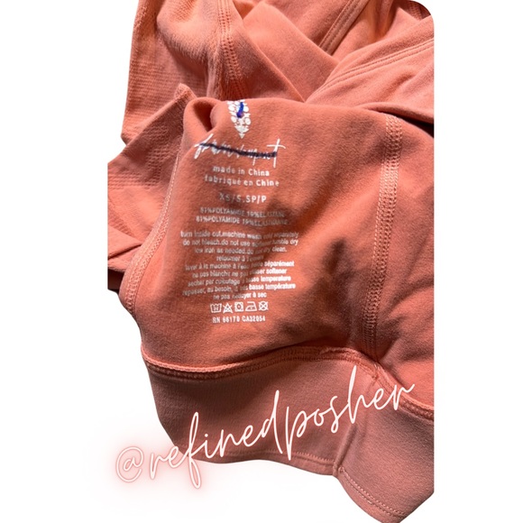Free People Movement Lucky Layer size XS/S NWT Peach - Picture 4 of 5